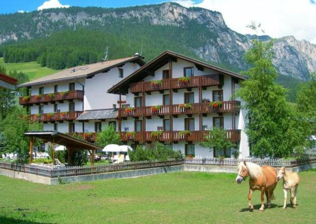 Appartamenti Astoria La Villa La Villa  Exterior foto